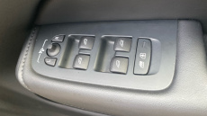 Volvo XC60 2.0 B5P Plus Dark 5dr AWD Geartronic Petrol Estate